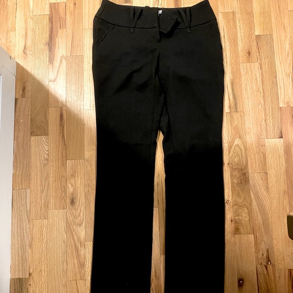 Dress pants - Picture 1 of 2